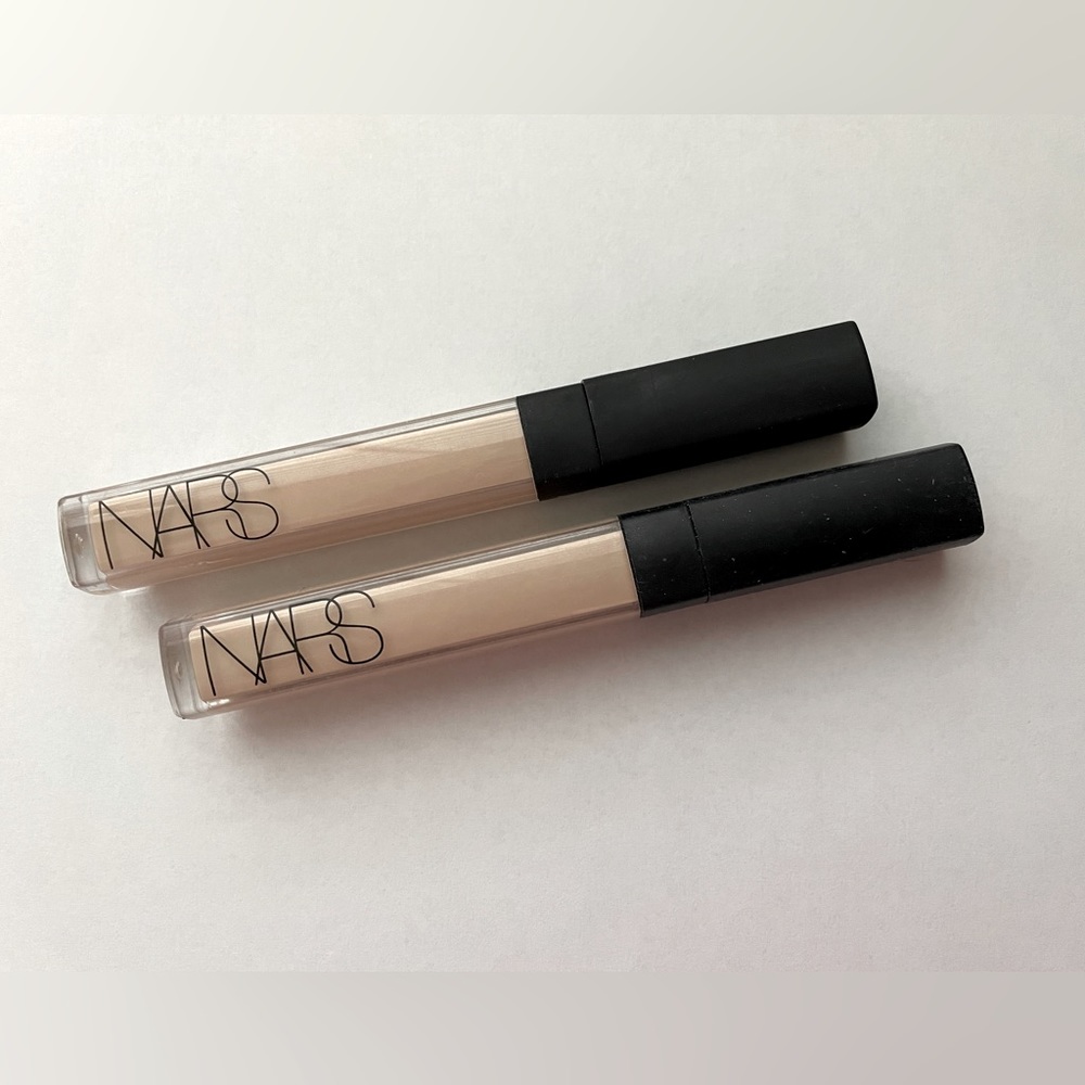 Two (2) NARS Radiant Creamy Concealer in Light2 Vanilla.